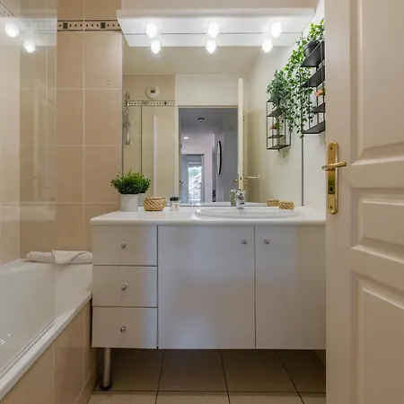 Familial, Terrasse, Val Des Castagnins Appartement Menton